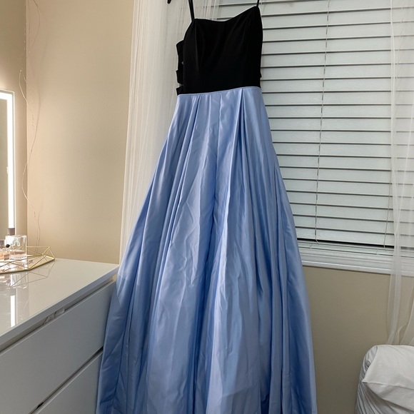 Melanie Lyne Size 4 Black& Blue Dress - Picture 3 of 7